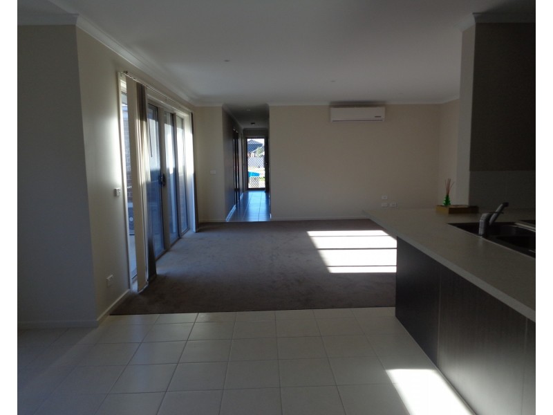 14 Steven Street, Dandenong VIC 3175