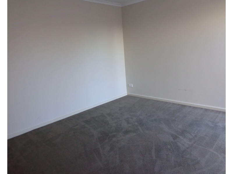 14 Steven Street, Dandenong VIC 3175