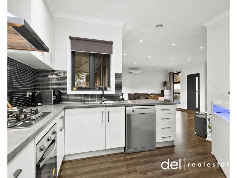 2A Belmont Avenue, Dandenong North VIC 3175