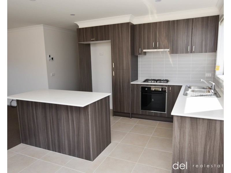 7 Naso Place, Clyde VIC 3978