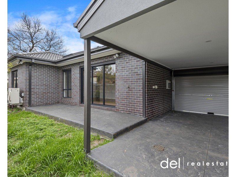 3/2 Fifth Avenue, Dandenong VIC 3175