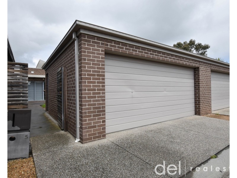 5 Landsby Lane, Dandenong VIC 3175