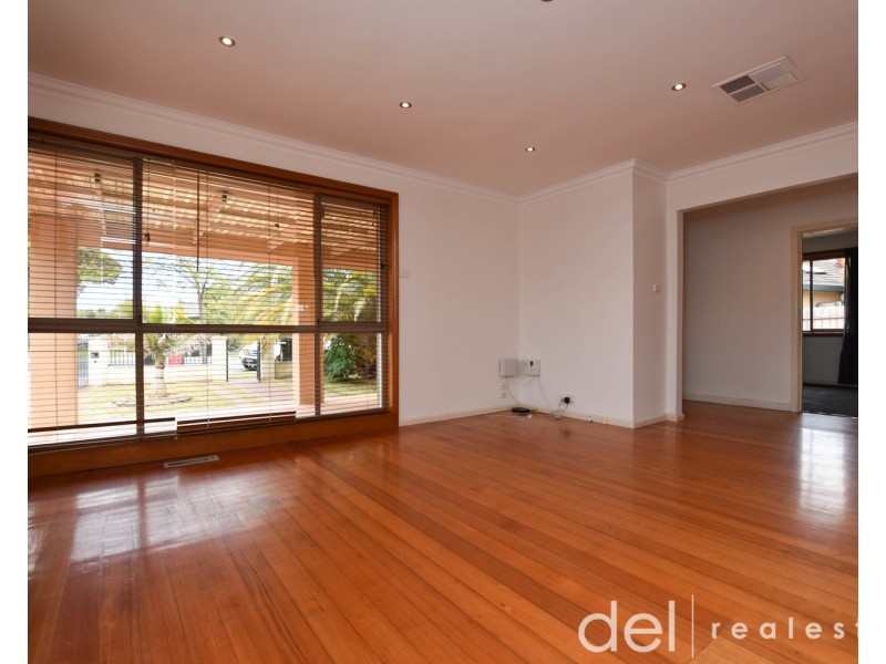 5 Aubin Court, Keysborough VIC 3173