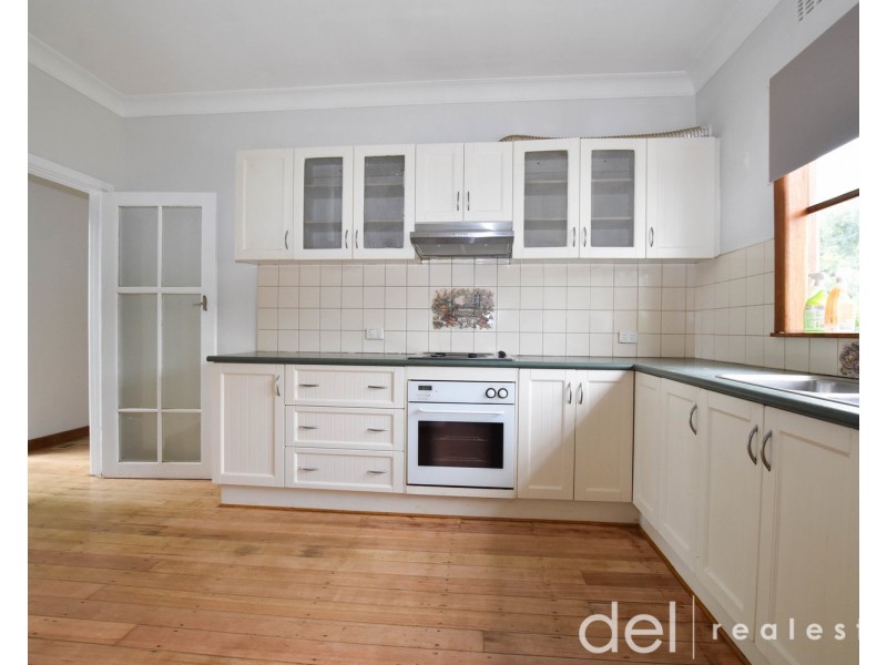 77 Doveton Avenue, Eumemmerring VIC 3177