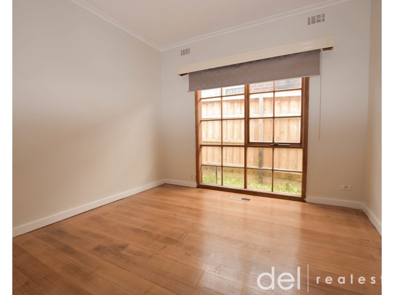77 Doveton Avenue, Eumemmerring VIC 3177