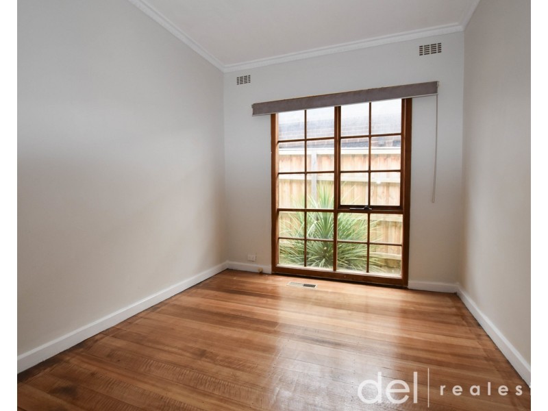 77 Doveton Avenue, Eumemmerring VIC 3177