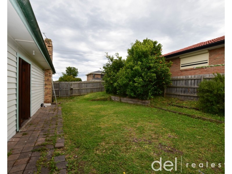 77 Doveton Avenue, Eumemmerring VIC 3177