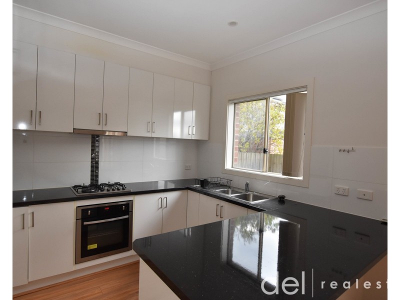 2/35 Grace Avenue, Dandenong VIC 3175