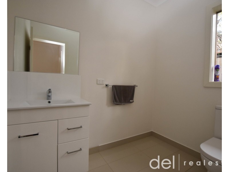 2/35 Grace Avenue, Dandenong VIC 3175
