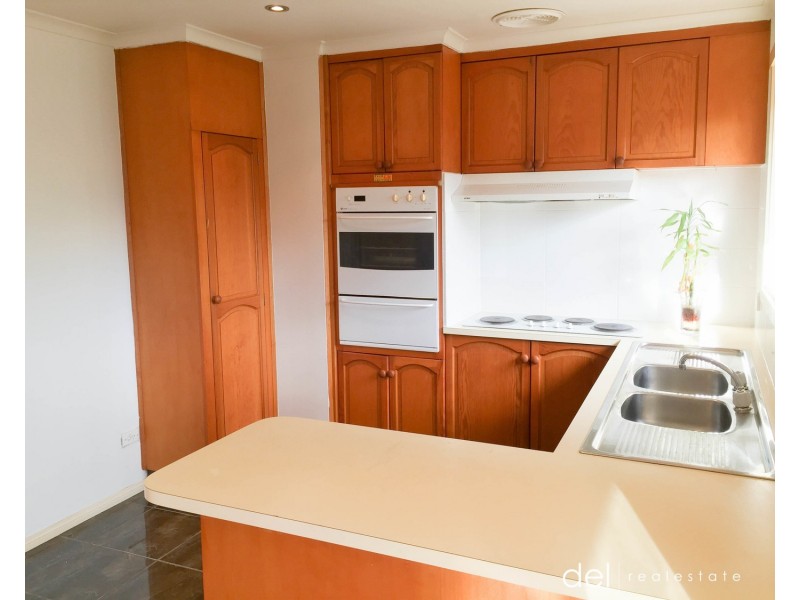 3/10 Walter Street, Cranbourne VIC 3977