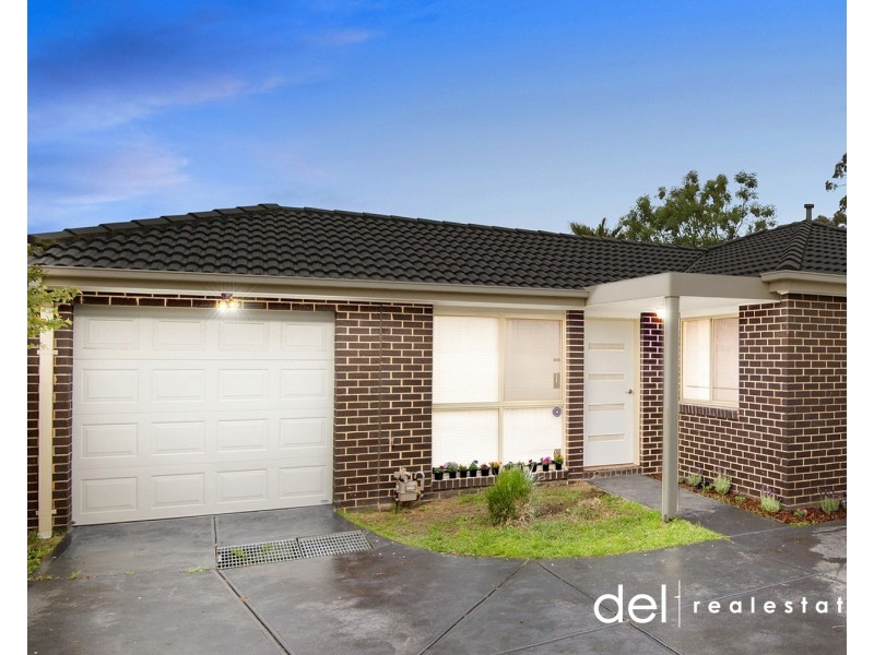 2/7 Koonalda Grove, Dandenong North VIC 3175