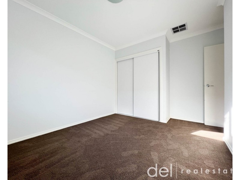 42 Rosina Drive, Officer VIC 3809