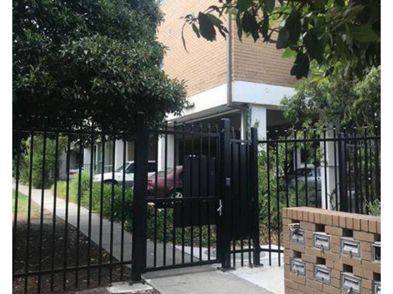 2/44-46 Potter Street, Dandenong VIC 3175