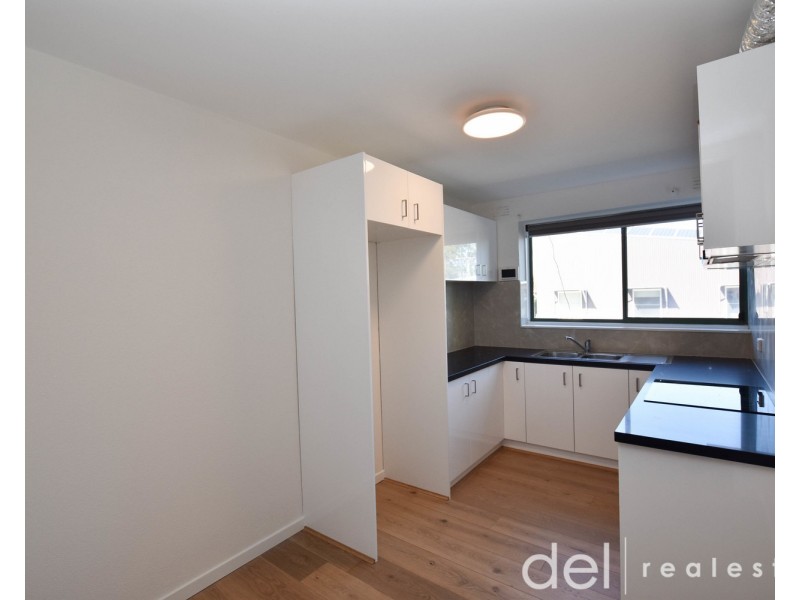 2/44-46 Potter Street, Dandenong VIC 3175