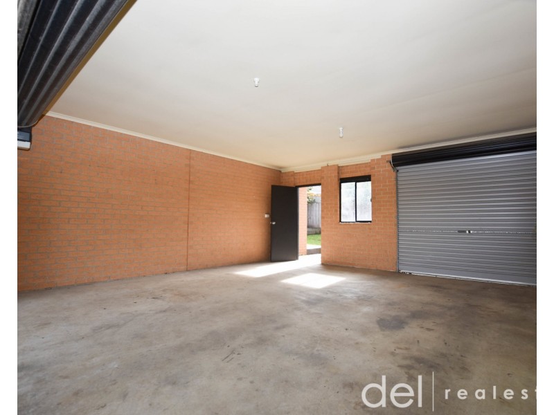 1 Sacha Drive, Pakenham VIC 3810