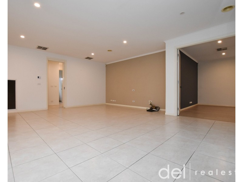 3 Caribbean Pine Court, Lyndhurst VIC 3975