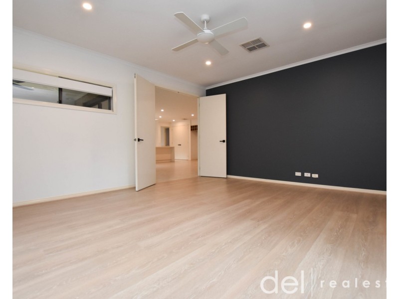 3 Caribbean Pine Court, Lyndhurst VIC 3975