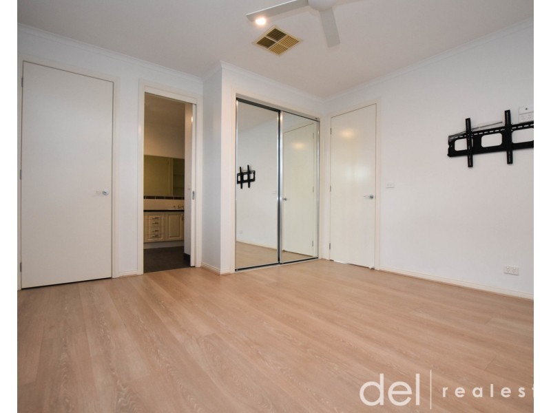 3 Caribbean Pine Court, Lyndhurst VIC 3975