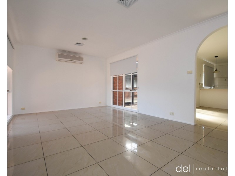 10 Bogong Close, Hallam VIC 3803