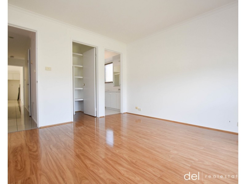 10 Bogong Close, Hallam VIC 3803