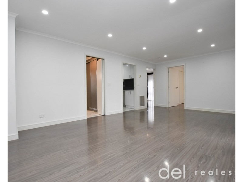 2 Peebles Street, Endeavour Hills VIC 3802