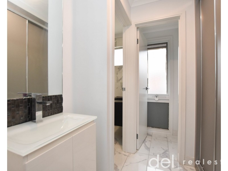 2 Peebles Street, Endeavour Hills VIC 3802