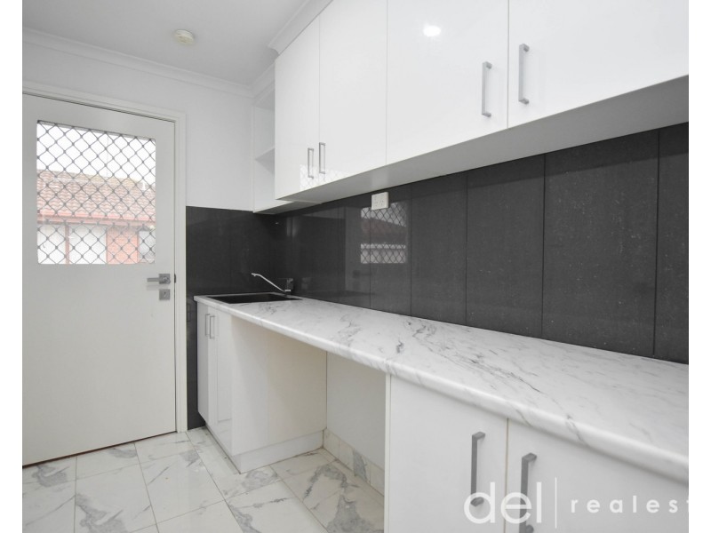 2 Peebles Street, Endeavour Hills VIC 3802
