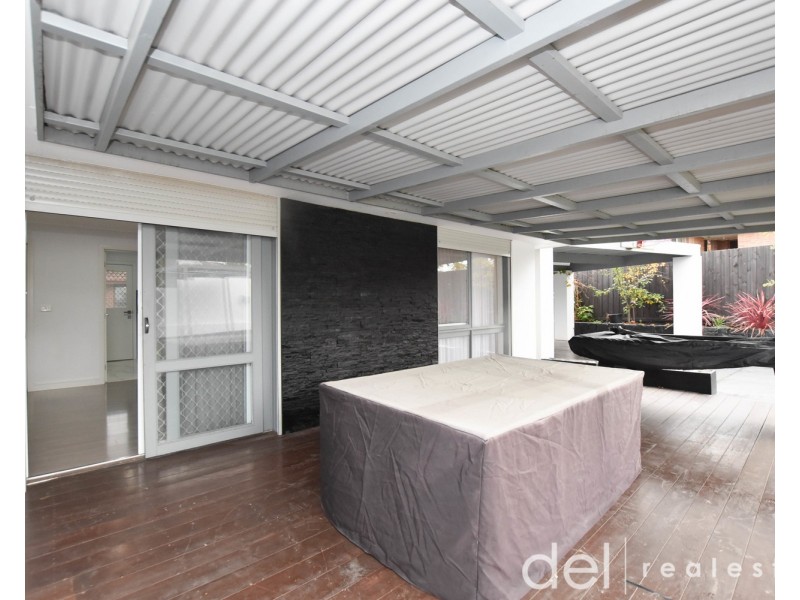 2 Peebles Street, Endeavour Hills VIC 3802