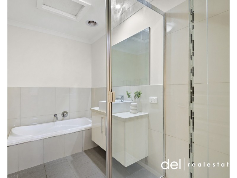 1/14 Raymond Street, Noble Park VIC 3174