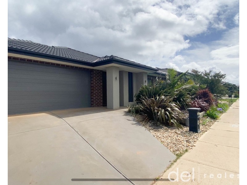6 Gathering Street, Clyde VIC 3978