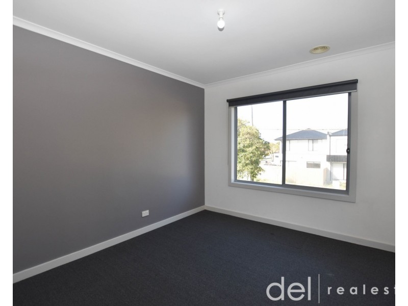 1/10 Bloomfield Road, Noble Park VIC 3174