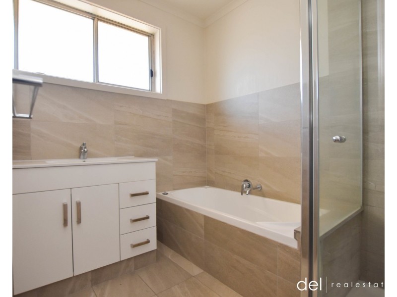 1/122 Harold Road, Noble Park VIC 3174