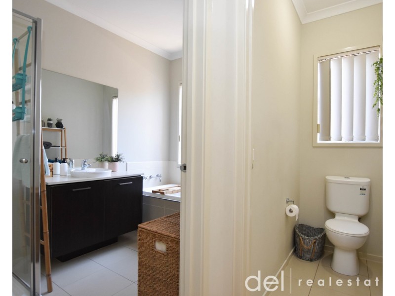 4 Goulburn Place, Pakenham VIC 3810