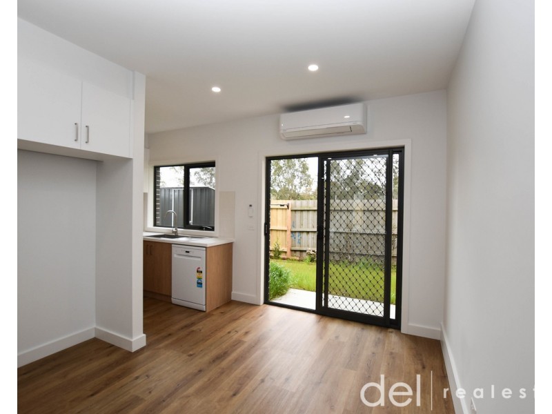 Unit 2/6 Riverview Crescent, Eumemmerring VIC 3177