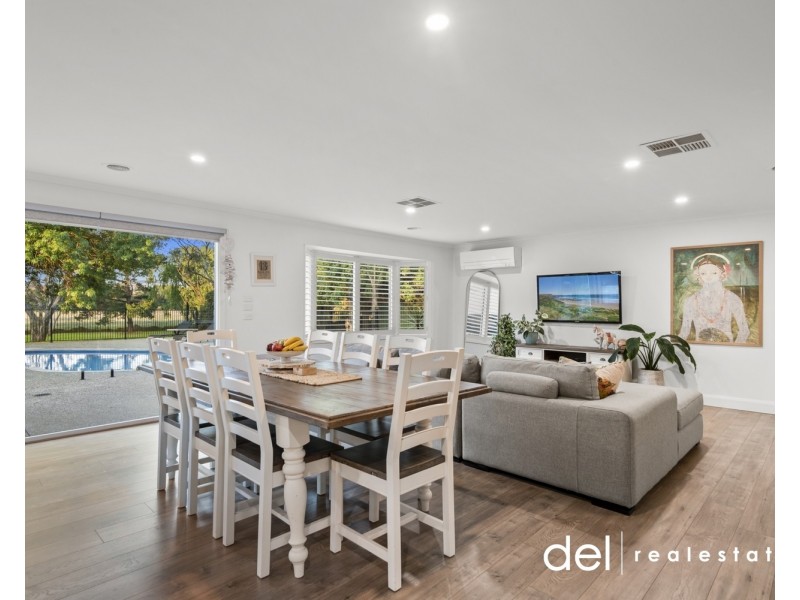 187 Belgrave-Hallam Road, Narre Warren North VIC 3804