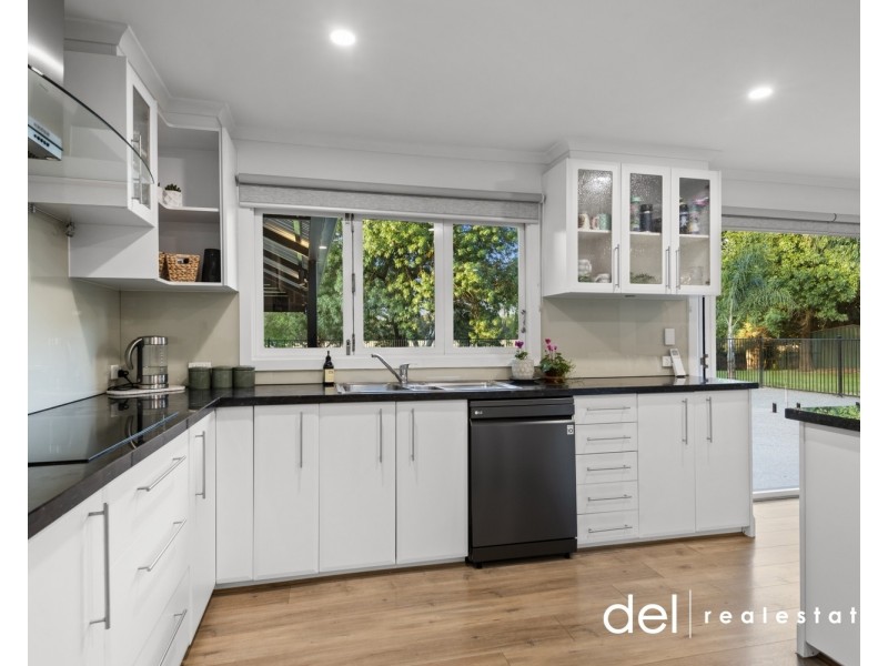 187 Belgrave-Hallam Road, Narre Warren North VIC 3804