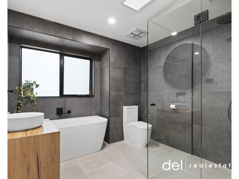 187 Belgrave-Hallam Road, Narre Warren North VIC 3804