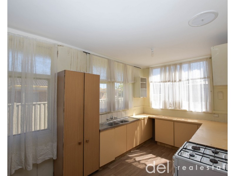 2/22 Ross Street, Dandenong VIC 3175