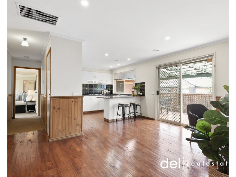 64 Norfolk Drive, Narre Warren VIC 3805