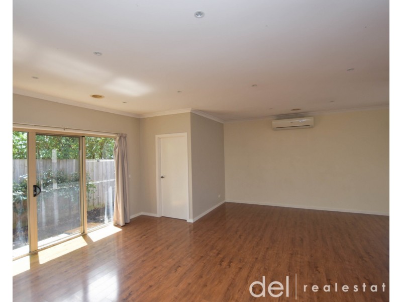 2/73 Boyd Street, Dandenong North VIC 3175