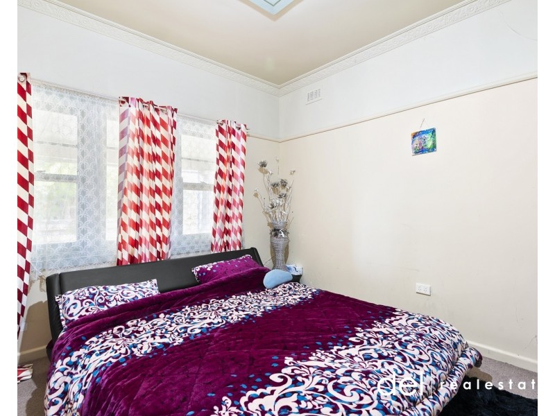 9 Edith Street, Dandenong VIC 3175