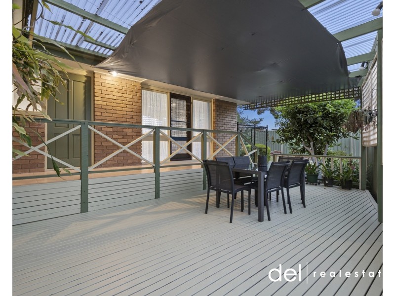 17 Blaxland Drive, Dandenong North VIC 3175