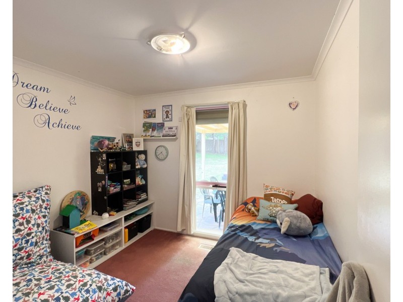 4 Delatite Court, Hallam VIC 3803