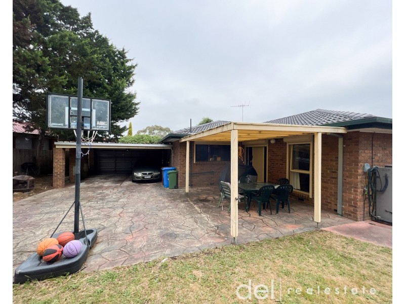 4 Delatite Court, Hallam VIC 3803
