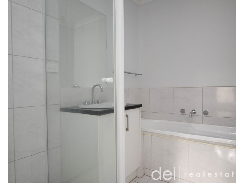 2/29 Nockolds Crescent, Noble Park VIC 3174