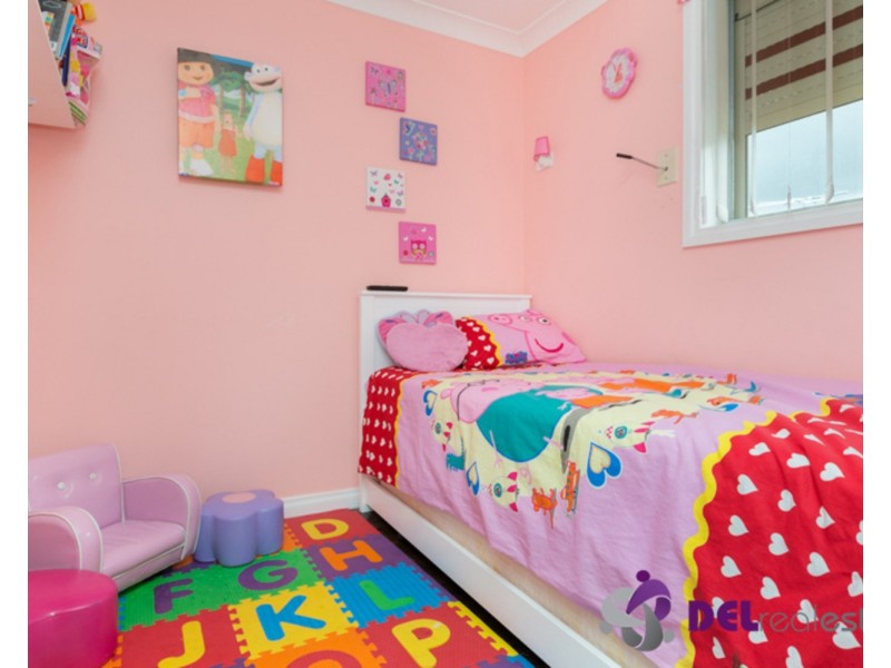 2/17 McLennan Street, Eumemmerring VIC 3177