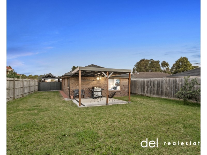 9 Tyalla Court, Hampton Park VIC 3976