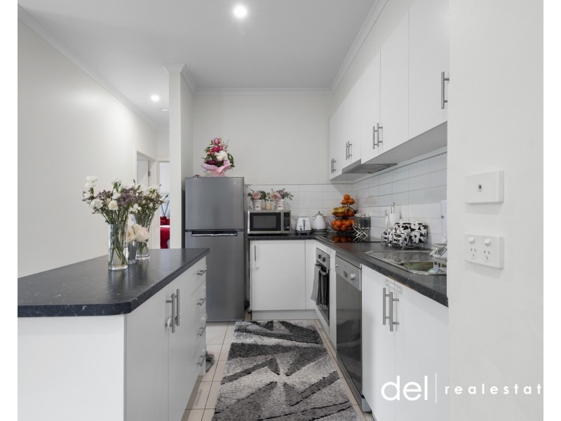 4/19 Close Avenue, Dandenong VIC 3175
