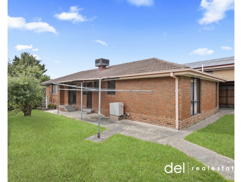 27 Eyebright Square, Hallam VIC 3803