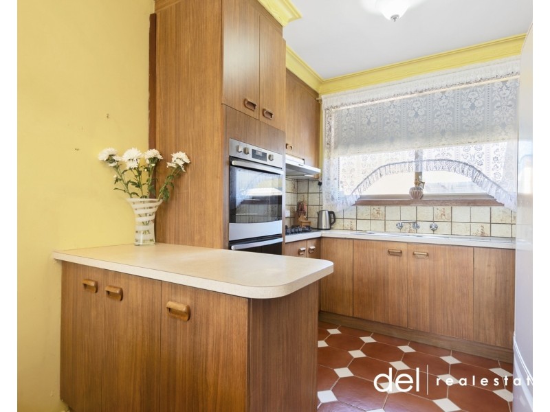 30 Waratah Drive, Dandenong North VIC 3175